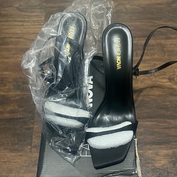 Fashion Nova Strappy Black Heels - Picture 1 of 3
